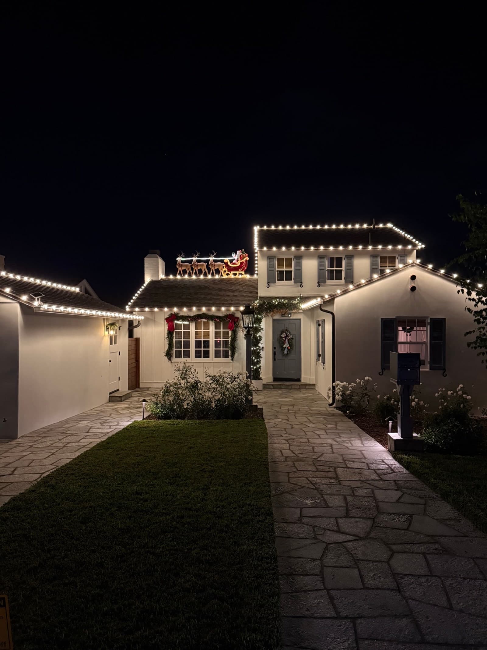 Holiday Magic, holiday lighting in La Jolla, San Diego